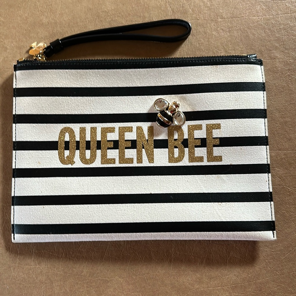 Kate Spade Queen Bee clutch purse